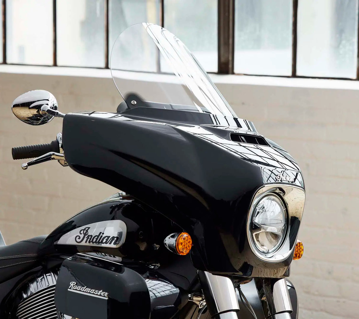 Indian Motorcycle Polycarbonate 21 in. Touring Windshield - Clear