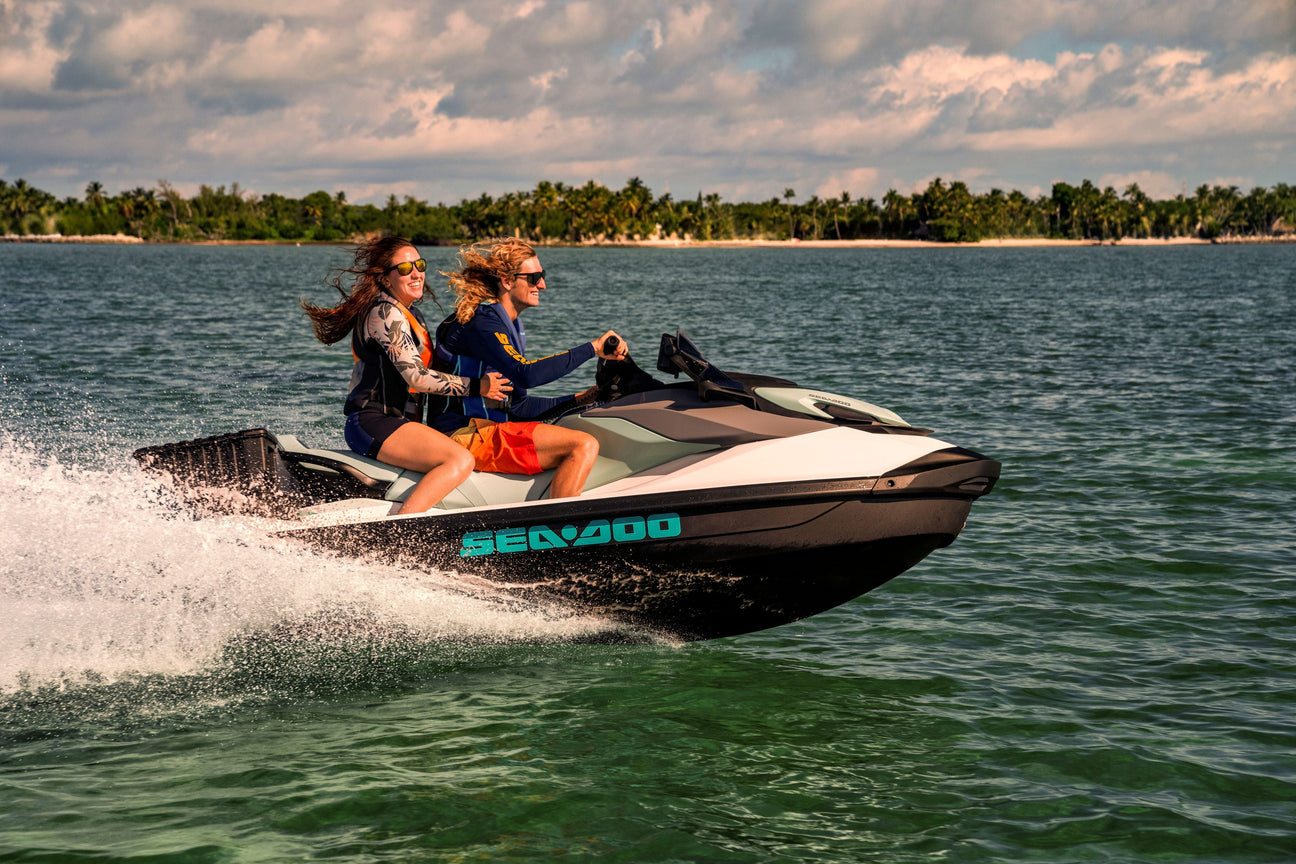Nylon Life Jackets & PFDs