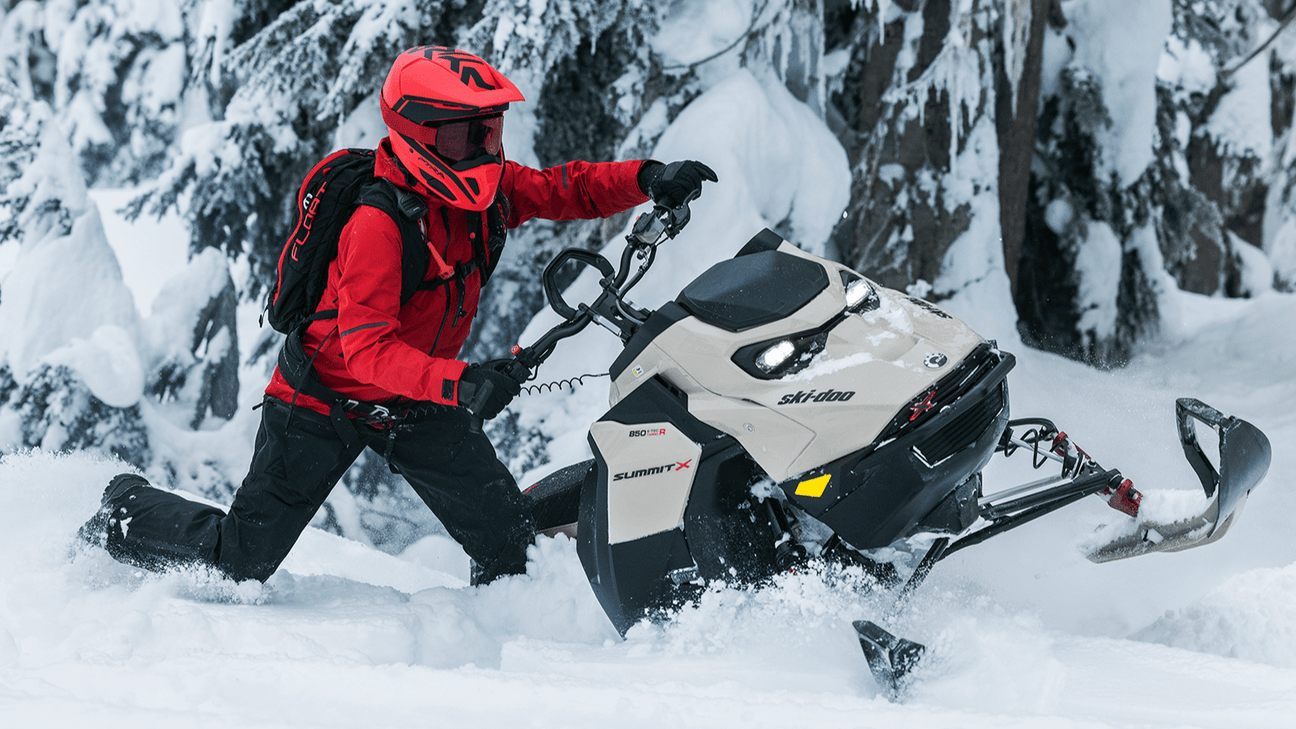 Uclear snowmobile online