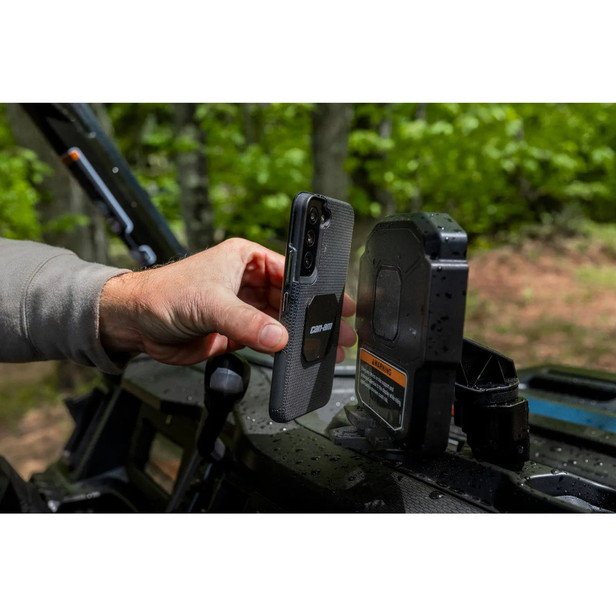 Can-Am LinQ Lite Device Holder